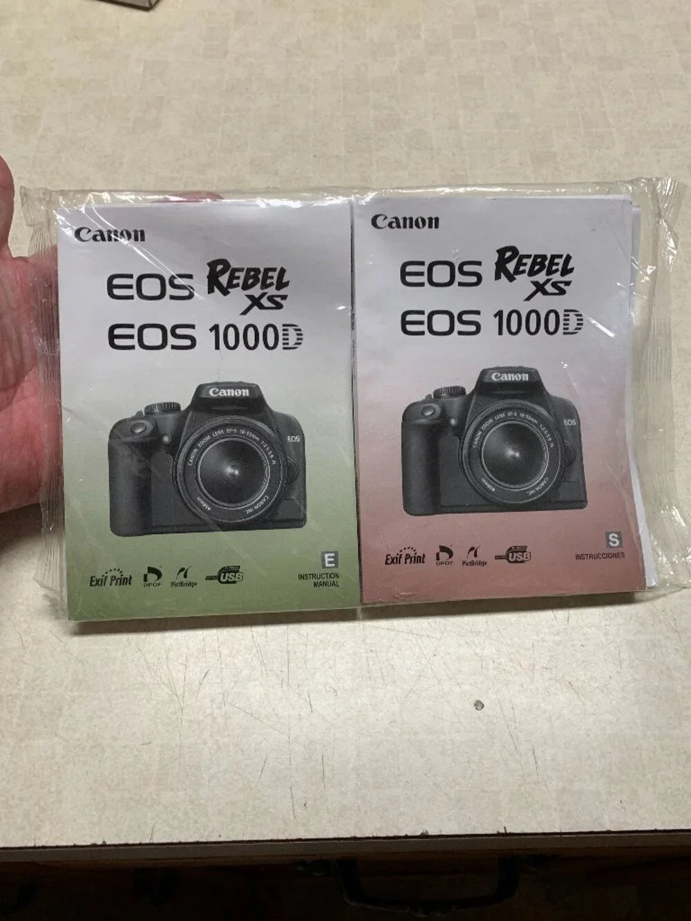 Canon EOS Rebel XS 1000D Digital Camera User Instruction Guide Manuals Sealed